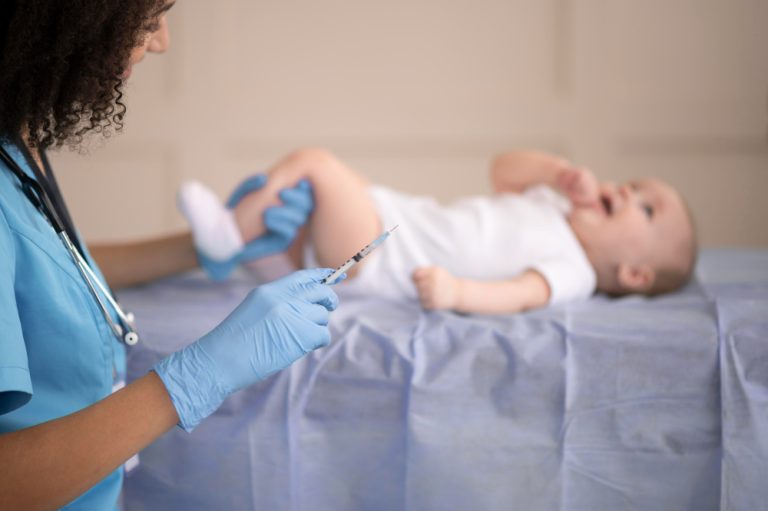 jenis vaksin untuk bayi