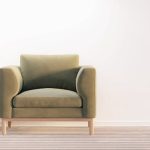memilih single sofa