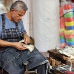 bisnis custom sepatu